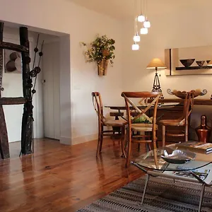 https://stylish-lisbon-apartment-in-alfama.hotels-lisbon-portugal.com